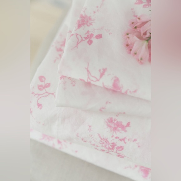 NWT Queen LoveShackFancy Pastiche De Bouquet Pink Floral Sheet Sets. - Picture 2 of 4